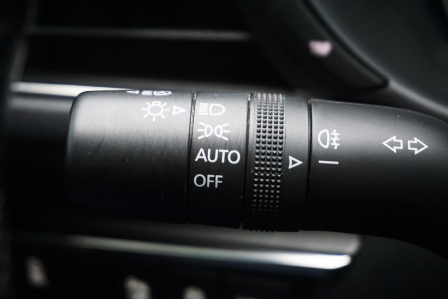 Mazda 3 2.0 e-SkyActiv-X M Hybrid 186PK/Head-Up/Camera/LED /November 2022!!