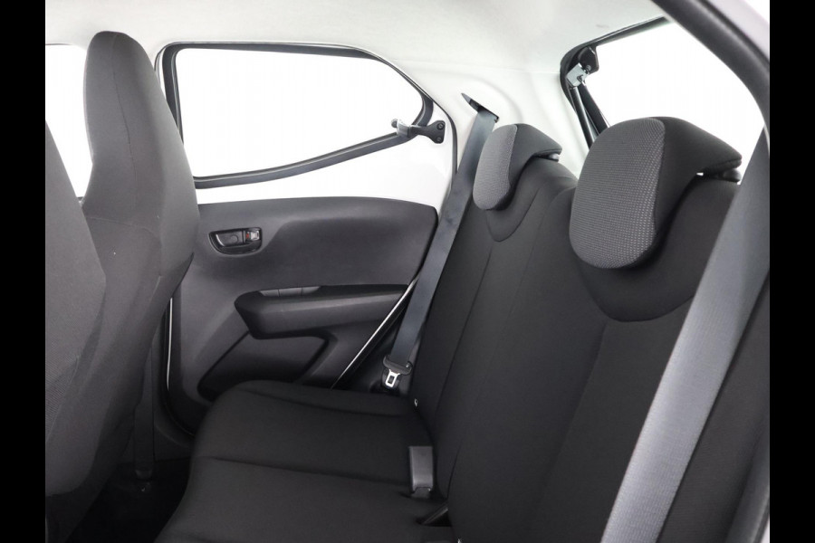 Toyota Aygo 1.0 VVT-i X CARPLAY NAVI 1e EIG.GARANTIE 10-2031 VOLLEDIG OH. AUDIO. SPEED LIMITER.