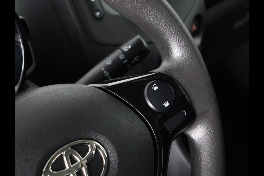 Toyota Aygo 1.0 VVT-i X CARPLAY NAVI 1e EIG.GARANTIE 10-2031 VOLLEDIG OH. AUDIO. SPEED LIMITER.