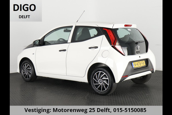 Toyota Aygo 1.0 VVT-i X CARPLAY NAVI 1e EIG.GARANTIE 10-2031 VOLLEDIG OH. AUDIO. SPEED LIMITER.