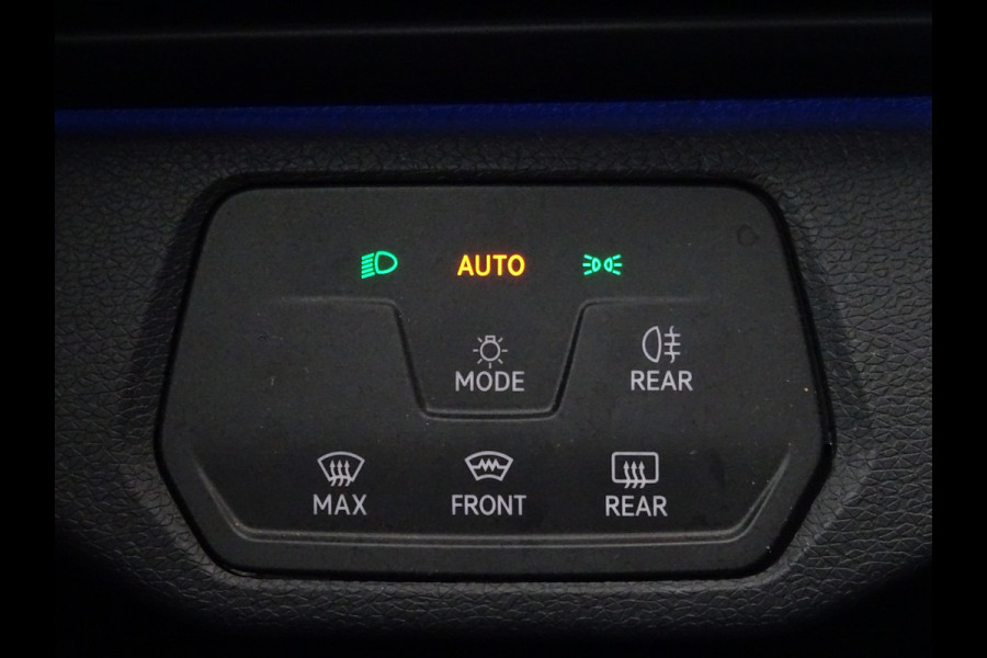 Volkswagen ID.4 First 77 kWh * DEALER ONDERH. * CARPLAY !!