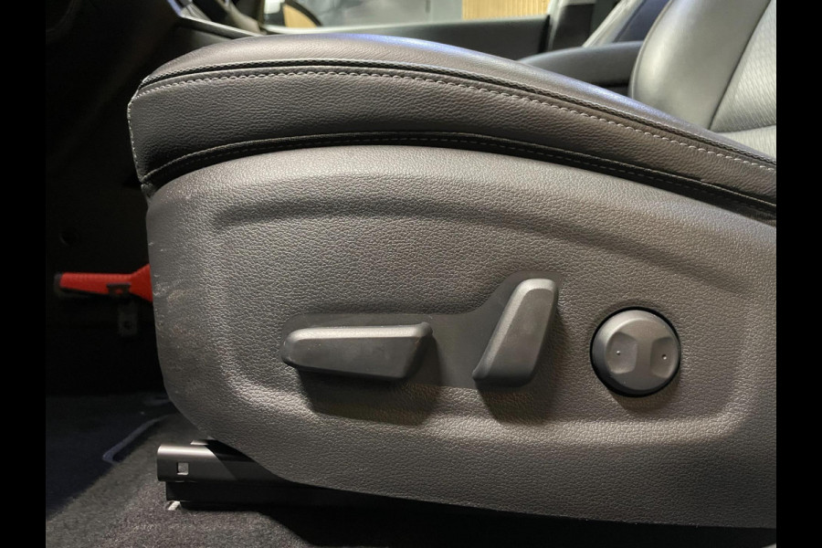 Hyundai Kona EV Premium 64 kWh|GROTE ACCU|100%SOH|FACELIFT|3-FASE|TREKH|HUD|LEDER|ACC|STUURVERW|STOELVERW+VENT.|CAMERA|CARPLAY|NL|