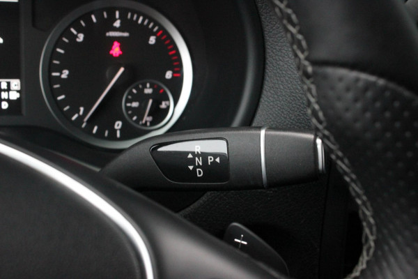 Mercedes-Benz Vito 190PK LANG 4X4 JB- EDITION FULL BLACK / AMG / SPOILER / VERLAGINGSVEREN / NAVIGATIE / SIDE- BARS / FULL / NAVI