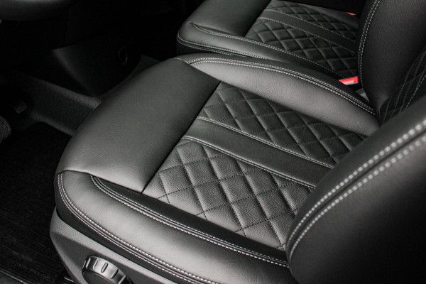 Mercedes-Benz Vito 190PK LANG 4X4 JB- EDITION FULL BLACK / AMG / SPOILER / VERLAGINGSVEREN / NAVIGATIE / SIDE- BARS / FULL / NAVI