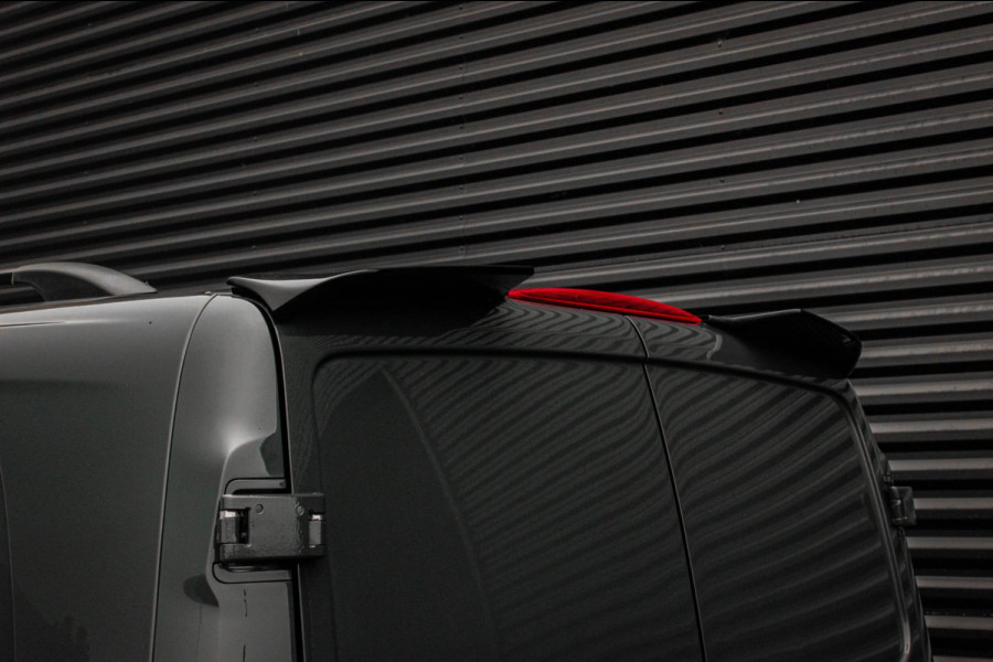 Mercedes-Benz Vito 190PK LANG 4X4 JB- EDITION FULL BLACK / AMG / SPOILER / VERLAGINGSVEREN / NAVIGATIE / SIDE- BARS / FULL / NAVI