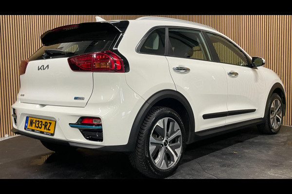 Kia e-Niro DynamicLine 64 kWh|NIEUWE LOGO|FACELIFT|3-FASE|1/2 LEDER|ACC|CARPLAY|CAMERA|STOELVERW|IN. BTW|1e EIG|NL-AUTO|NAP|