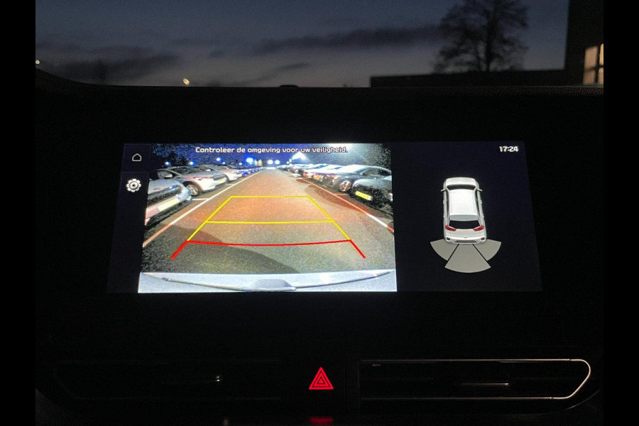 Kia e-Niro DynamicLine 64 kWh|NIEUWE LOGO|FACELIFT|3-FASE|1/2 LEDER|ACC|CARPLAY|CAMERA|STOELVERW|IN. BTW|1e EIG|NL-AUTO|NAP|