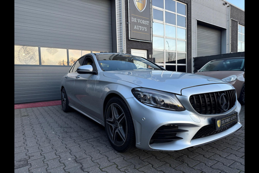 Mercedes-Benz C-Klasse |AMG- Facelift C63 | Pano | Navi