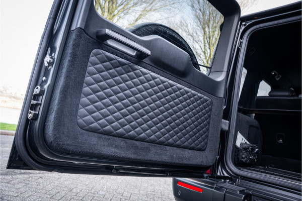 Mercedes-Benz G-Klasse 63 AMG 585pk ** Manufaktur ** Burmester ** 22inch ** Designo Nachtzwart Magno ** PPF ** NL-auto! Certified Premium garantie tot 02-2027!