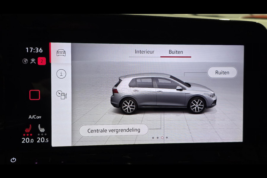 Volkswagen Golf 1.5 eTSI R-Line | Panorama | IQ Light | Acc | Automaat