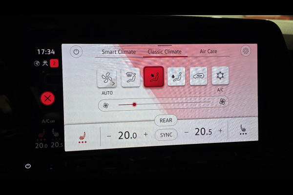 Volkswagen Golf 1.5 eTSI R-Line | Panorama | IQ Light | Acc | Automaat