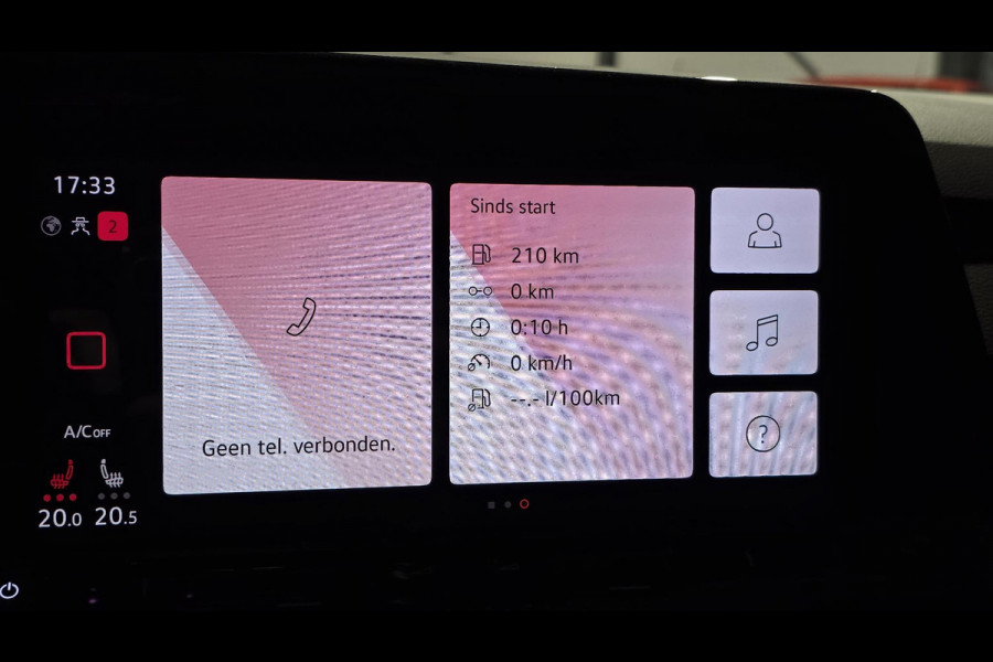 Volkswagen Golf 1.5 eTSI R-Line | Panorama | IQ Light | Acc | Automaat