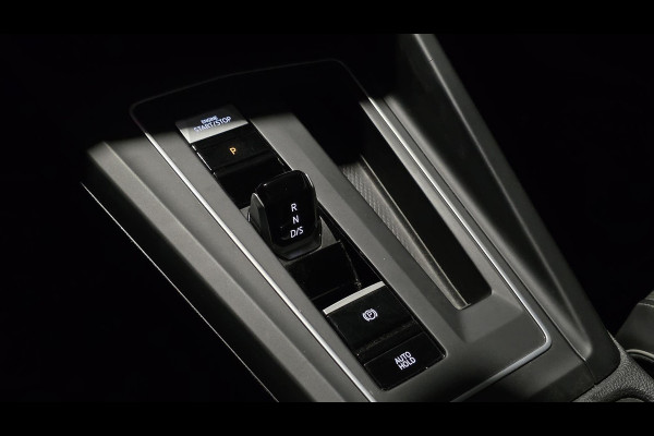 Volkswagen Golf 1.5 eTSI R-Line | Panorama | IQ Light | Acc | Automaat