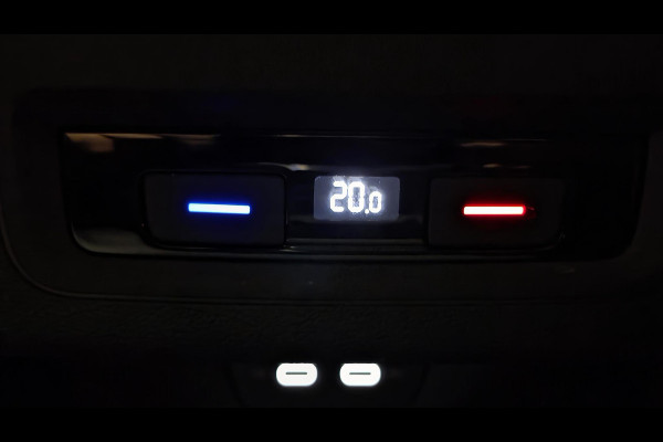 Volkswagen Golf 1.5 eTSI R-Line | Panorama | IQ Light | Acc | Automaat