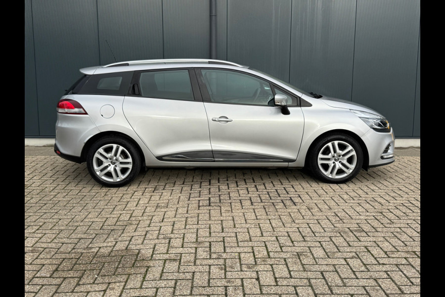 Renault Clio Estate 1.2 16V Life * Navigatie * Parkeersensoren * Cruise Control *