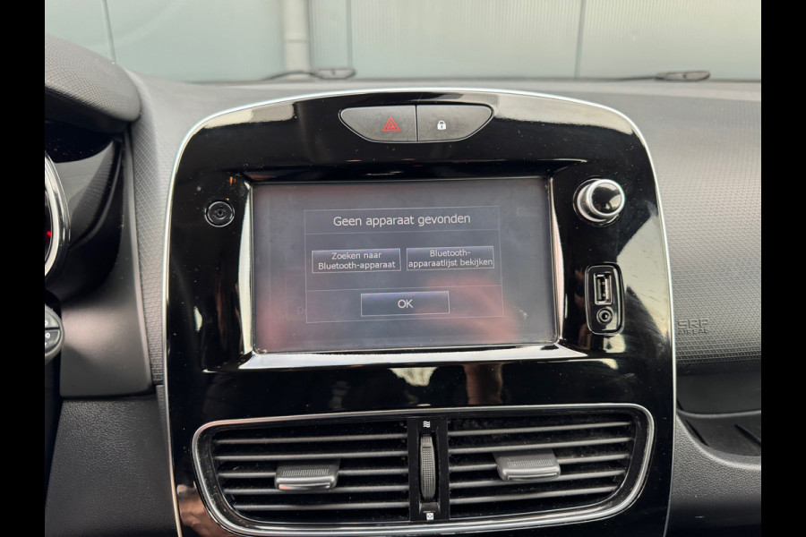 Renault Clio Estate 1.2 16V Life * Navigatie * Parkeersensoren * Cruise Control *