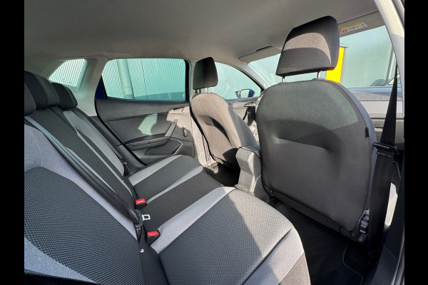 Seat Ibiza 1.0 TSI Style * Navigatie * Camera * Cruise Control * Lm Velgen *