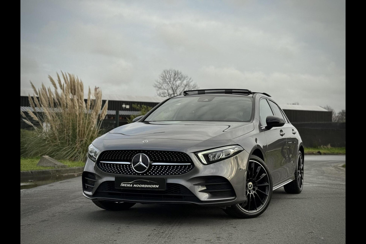 Mercedes-Benz A-Klasse 250 e AMG A250e Panoramadak|Burmester®|Sfeerverlichting|Camera|DAB+|Night pakket|