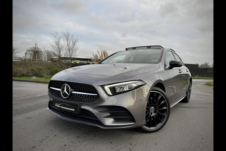 Mercedes-Benz A-Klasse 250 e AMG A250e Panoramadak|Burmester®|Sfeerverlichting|Camera|DAB+|Night pakket|