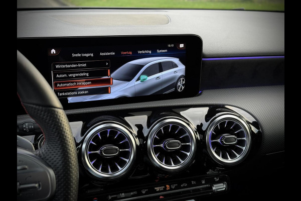 Mercedes-Benz A-Klasse 250 e AMG A250e Panoramadak|Burmester®|Sfeerverlichting|Camera|DAB+|Night pakket|