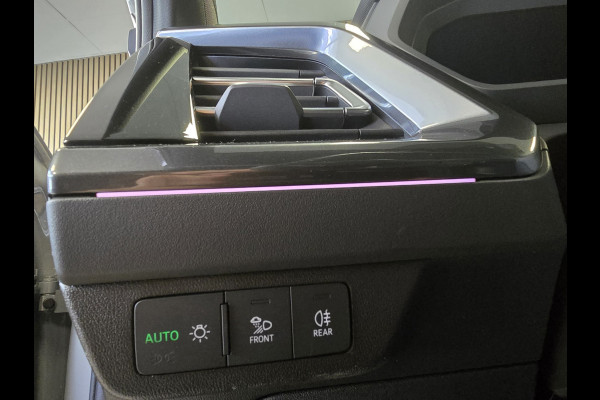 Audi Q4 Sportback e-tron 45 S Edition 82 kWh TREKHAAK CAMERA PARKEERSENSOREN VOOR EN ACHTER NAVI ADAPTIEVE CRUISE CONTROL