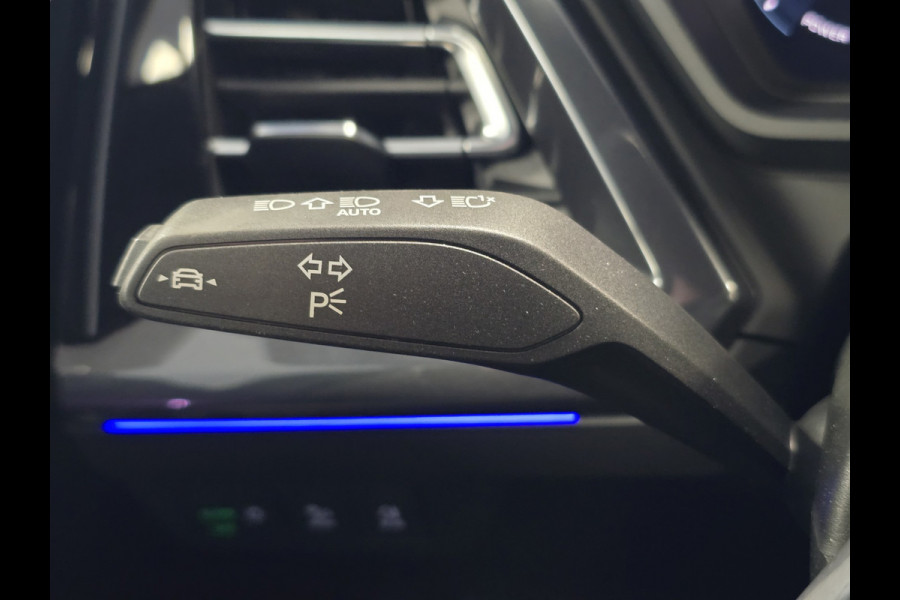 Audi Q4 Sportback e-tron 45 S Edition 82 kWh TREKHAAK CAMERA PARKEERSENSOREN VOOR EN ACHTER NAVI ADAPTIEVE CRUISE CONTROL