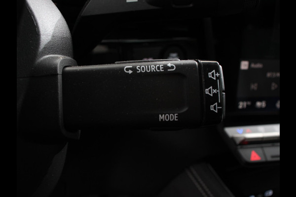 Renault Austral 1.3 mild hybrid 160 X-Tronic | Climate control | Cruise Control adaptief | Panorama dak | LED | Navigatie Sfeerverlichting Elektrische achterklep Stoel + stuurverwarming | 360* camera | Premium audio Arkamys
