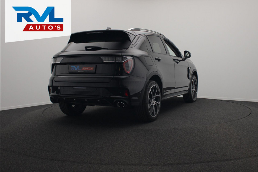 Lynk & Co 01 1.5 261PK Plug-in Hybrid *Black pakket* NL*360° Camera Pano/dak Apple/Carplay Adaptive/Cruise