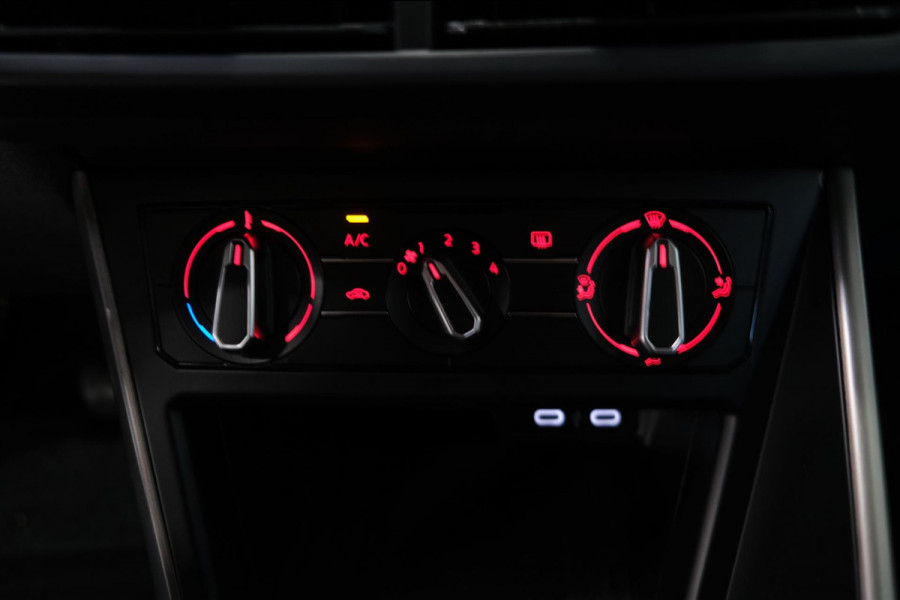 Volkswagen Polo 1.0 TSI Comfortline - N.A.P. Airco, Cruise, Navi, PDC.