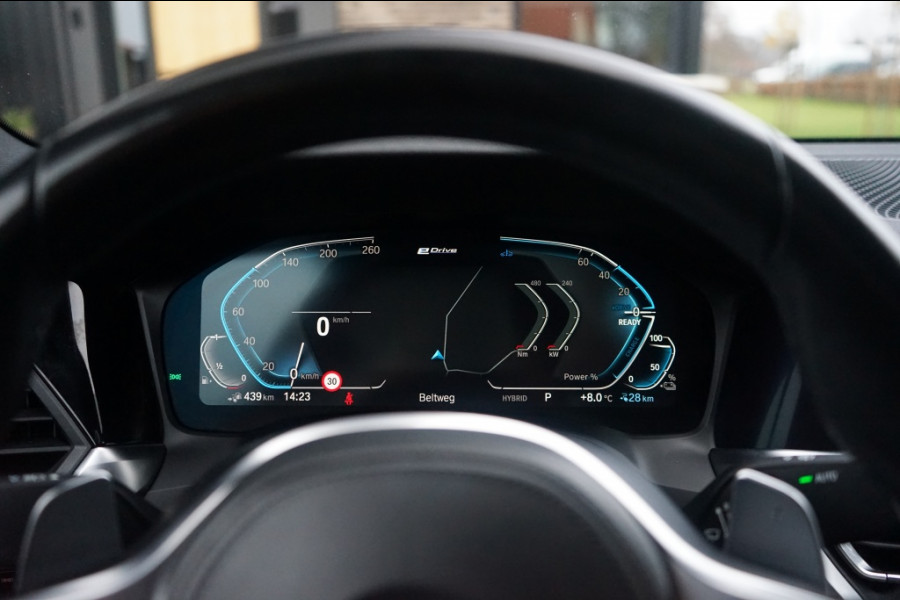 BMW 3-serie 330e M-Sport sedan