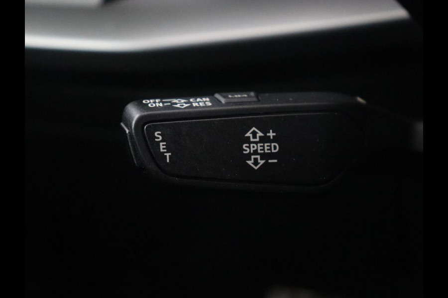 Audi A3 35 TFSI S edition | Carplay | Sportstoelen | Full LED | Navigatie | Half leder | Virtual Cockpit | Climate control | Parkeerhulp | Cruise control | Bluetooth | DAB | Sportstuur