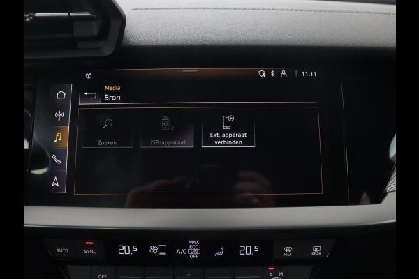 Audi A3 35 TFSI S edition | Carplay | Sportstoelen | Full LED | Navigatie | Half leder | Virtual Cockpit | Climate control | Parkeerhulp | Cruise control | Bluetooth | DAB | Sportstuur
