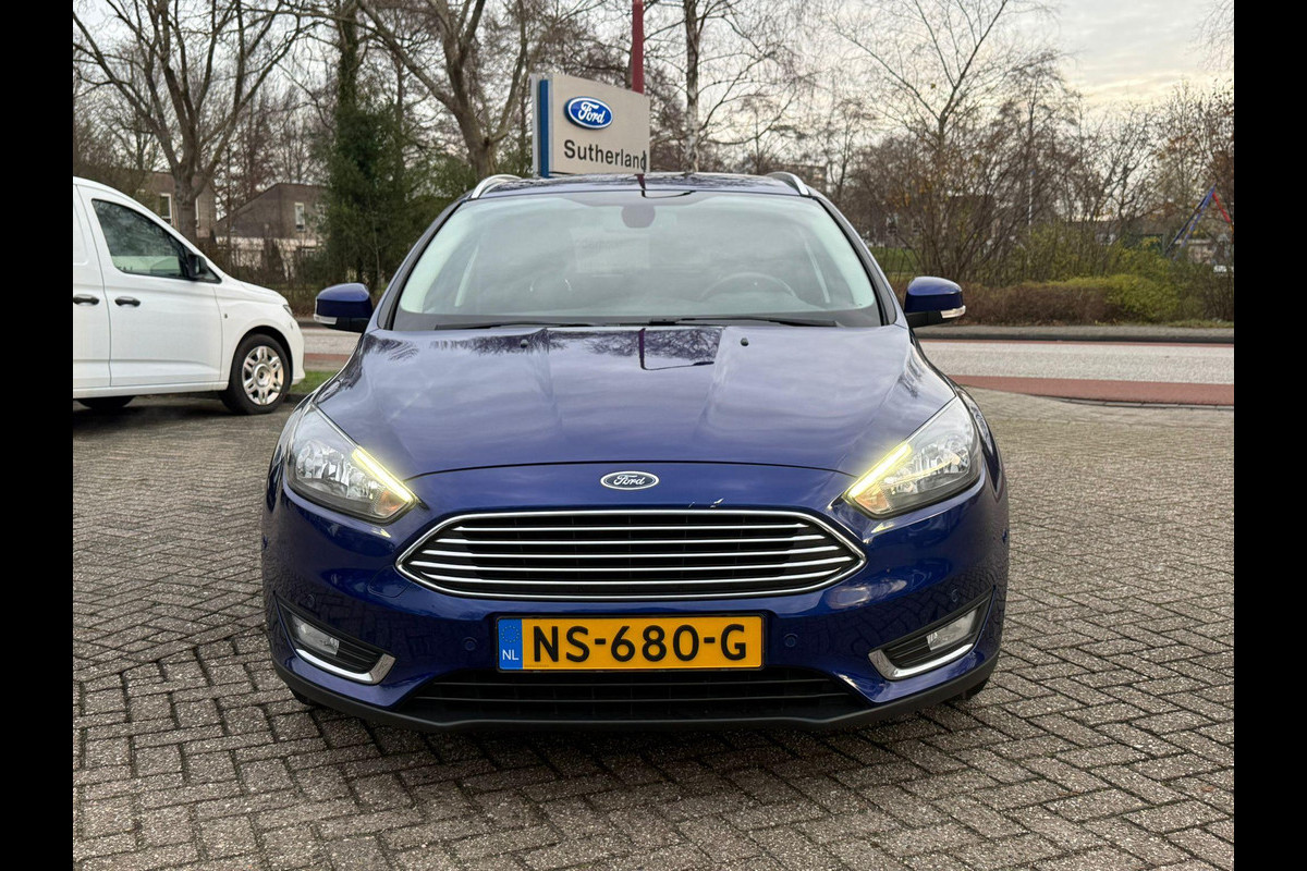 Ford FOCUS Wagon 1.5 Ecoboost Titanium 150pk 17 inch Velgen | Wegklapbare haak | Stoelverwarming | Navigatie | SYNC 3 | Voorruit verwarming | Cruise control