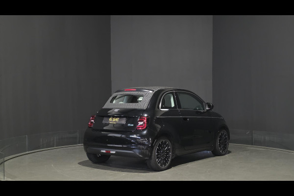 Fiat 500C La Prima 42 kWh | Camera | Stoelverwarming | Carplay