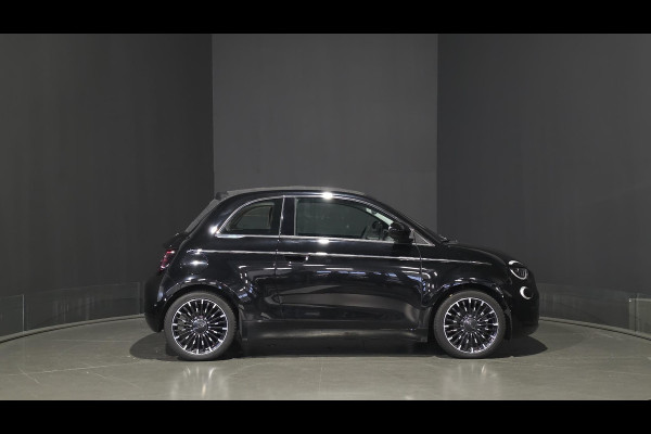Fiat 500C La Prima 42 kWh | Camera | Stoelverwarming | Carplay