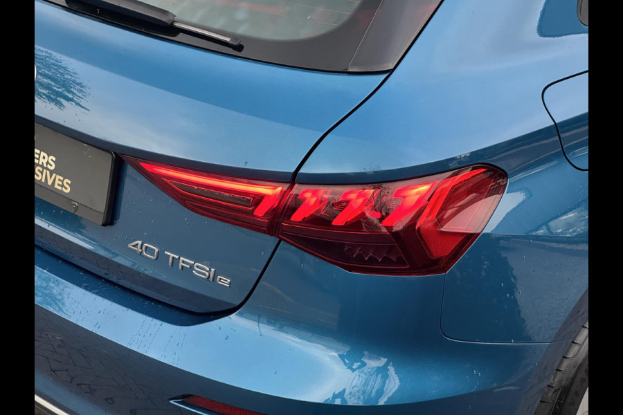 Audi A3 Sportback 40 TFSI e Edition 204 PK Panoramadak Adaptive Cruise LED DAB+