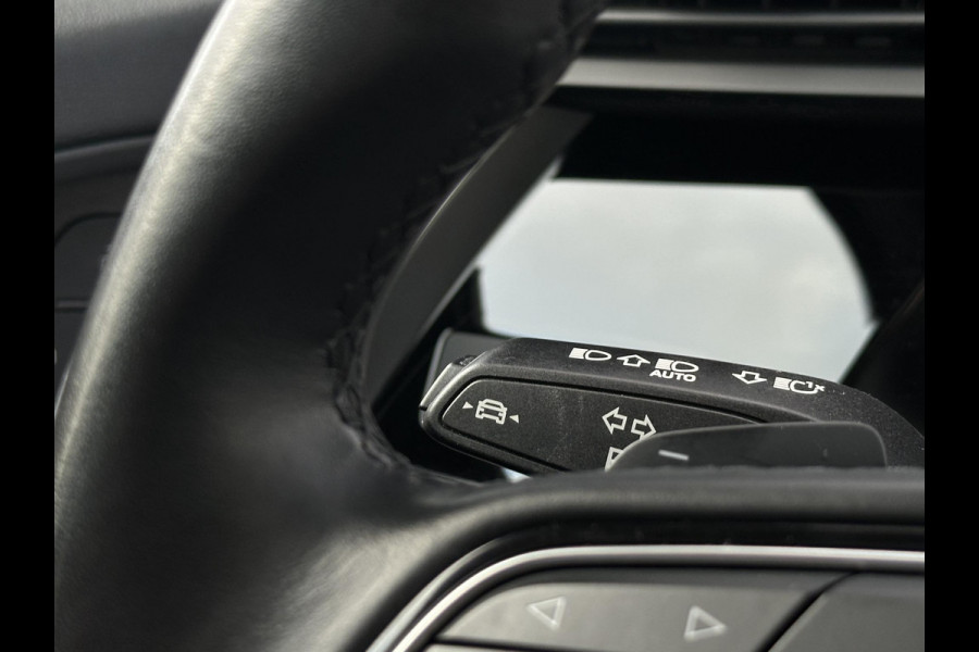 Audi A3 Sportback 40 TFSI e Edition 204 PK Panoramadak Adaptive Cruise LED DAB+