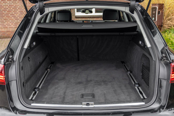 Audi A6 Avant 1.8 TFSI ultra 190 PK Adaptive Trekhaak Pano Half/Leer PDC 19'' S-Line