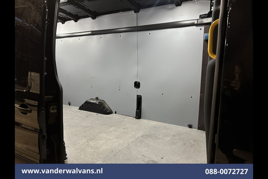 Ford Transit 2.0 TDCI 170pk L4H3 Jumbo Euro6 Airco | Camera | Navigatie | Cruisecontrol | Omvormer Elektrisch verstelbare bestuurdersstoel, Stoelverwarming, Verwarmde voorruit, Parkeersensoren, Bijrijdersbank, 2800kg trekvermogen