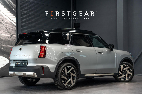 MINI Countryman 1.5 C Favoured M *Panorama / Head-up Display / Keyless Entry / Apple Carplay / LED-verlichting*