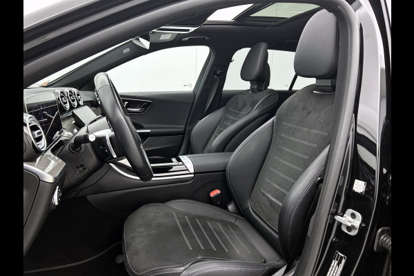 Mercedes-Benz C-Klasse Estate 180 Star Edition AMG Panoramadak elct. | 5 spaaks licht metalen velgen | Naviagtie | parking support met camera achter\| Inclusief 24 maanden Mercedes-Benz Certified garantie voor Europa.