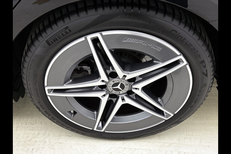 Mercedes-Benz C-Klasse Estate 180 Star Edition AMG Panoramadak elct. | 5 spaaks licht metalen velgen | Naviagtie | parking support met camera achter\| Inclusief 24 maanden Mercedes-Benz Certified garantie voor Europa.