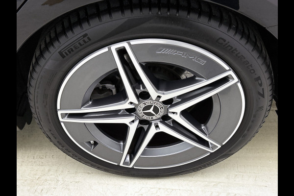 Mercedes-Benz C-Klasse Estate 180 Star Edition AMG Panoramadak elct. | 5 spaaks licht metalen velgen | Naviagtie | parking support met camera achter\| Inclusief 24 maanden Mercedes-Benz Certified garantie voor Europa.