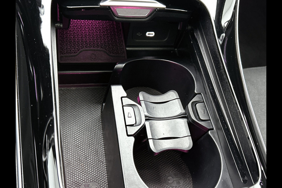 Mercedes-Benz C-Klasse Estate 180 Star Edition AMG Panoramadak elct. | 5 spaaks licht metalen velgen | Naviagtie | parking support met camera achter\| Inclusief 24 maanden Mercedes-Benz Certified garantie voor Europa.