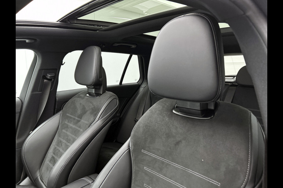 Mercedes-Benz C-Klasse Estate 180 Star Edition AMG Panoramadak elct. | 5 spaaks licht metalen velgen | Naviagtie | parking support met camera achter\| Inclusief 24 maanden Mercedes-Benz Certified garantie voor Europa.