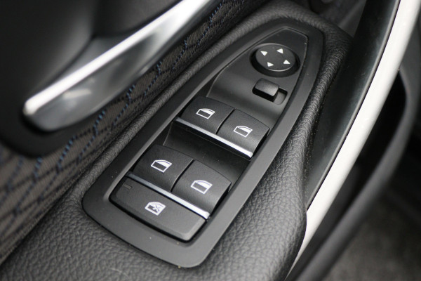 BMW 4 Serie Gran Coupé 418i Executive Edition Climate, Camera, Cruise, Navigatie, Trekhaak, Standkachel, DAB, LED, 18''
