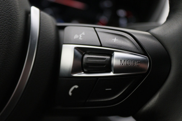 BMW 4 Serie Gran Coupé 418i Executive Edition Climate, Camera, Cruise, Navigatie, Trekhaak, Standkachel, DAB, LED, 18''