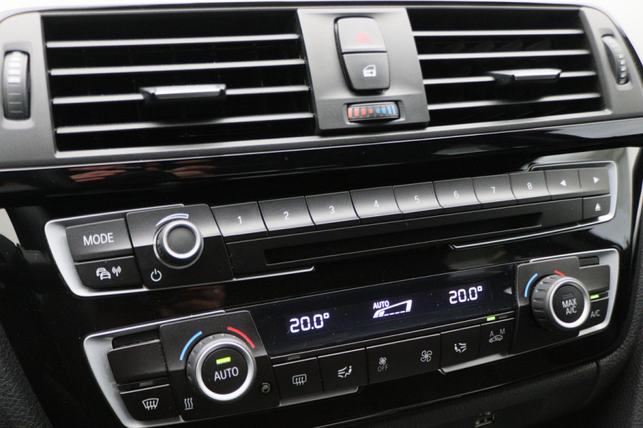 BMW 4 Serie Gran Coupé 418i Executive Edition Climate, Camera, Cruise, Navigatie, Trekhaak, Standkachel, DAB, LED, 18''