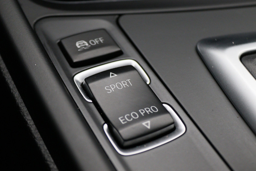 BMW 4 Serie Gran Coupé 418i Executive Edition Climate, Camera, Cruise, Navigatie, Trekhaak, Standkachel, DAB, LED, 18''