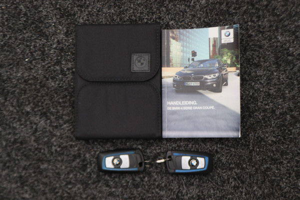 BMW 4 Serie Gran Coupé 418i Executive Edition Climate, Camera, Cruise, Navigatie, Trekhaak, Standkachel, DAB, LED, 18''